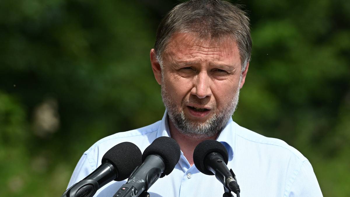 Prokurator kazał, policjantów doprowadzili siłą. Szef MSWiA: Ta sprawa będzie wyjaśniona