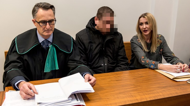 Niemiecki policjant był przekonany, że rozmawia z 13-latką. Miał proponować jej seks. Ruszył proces
