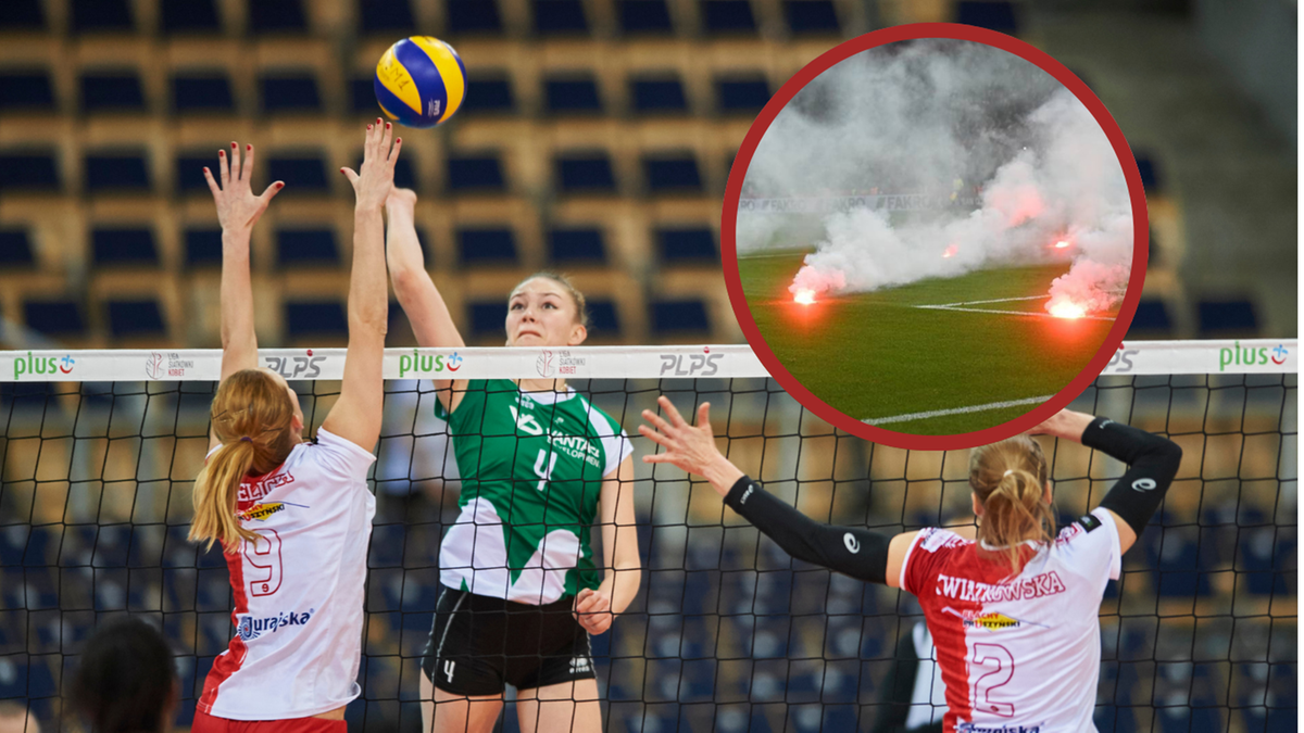 Dwie siatkarki w akcji przy siatce, jedna blokuje atak, druga próbuje odbić piłkę. W prawym górnym rogu zbliżenie na trybuny stadionu, gdzie odpalono race.