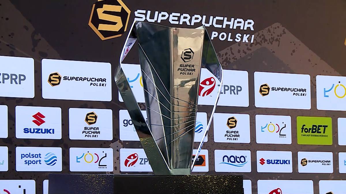 Trofeum zaprezentowane. Mecze o Superpuchar Polski zbliżają się wielkimi krokami