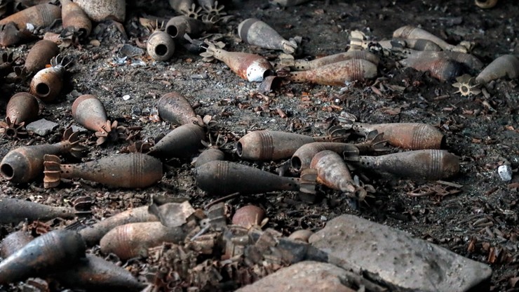 Ukraina. Doradca mera Mariupola: na Azowstal spadły bomby lotnicze o łącznej mocy 714 ton trotylu