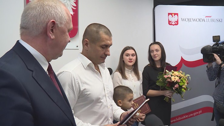 Ukrainiec, który ratował ludzi na A6, dostał polskie obywatelstwo. "Od dziś jestem Andrzejem"