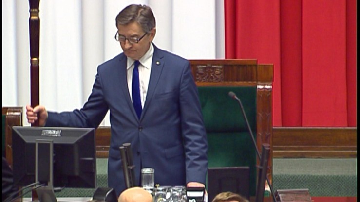 Marszałek rozpoczął obrady Sejmu i ogłosił przerwę. Do czwartku do 10:00