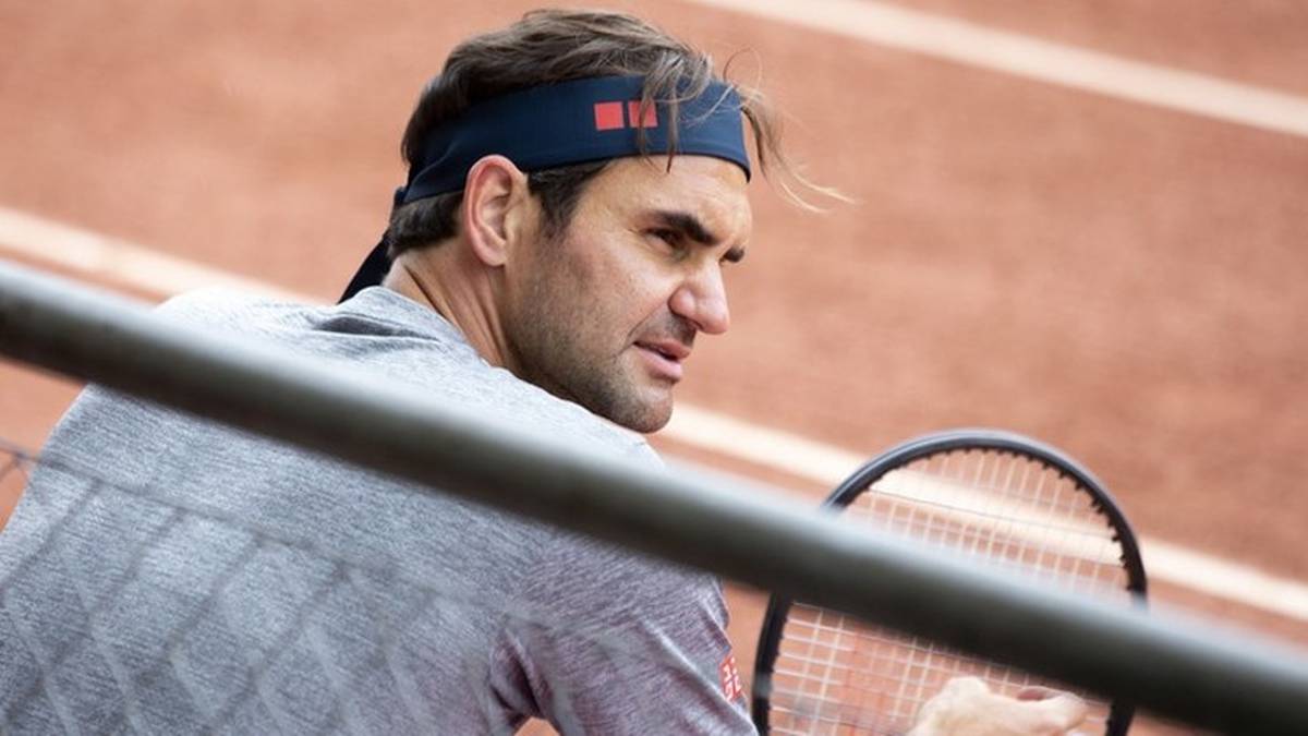 Roger Federer znowu na korcie! Legenda znowu zachwyca (WIDEO)