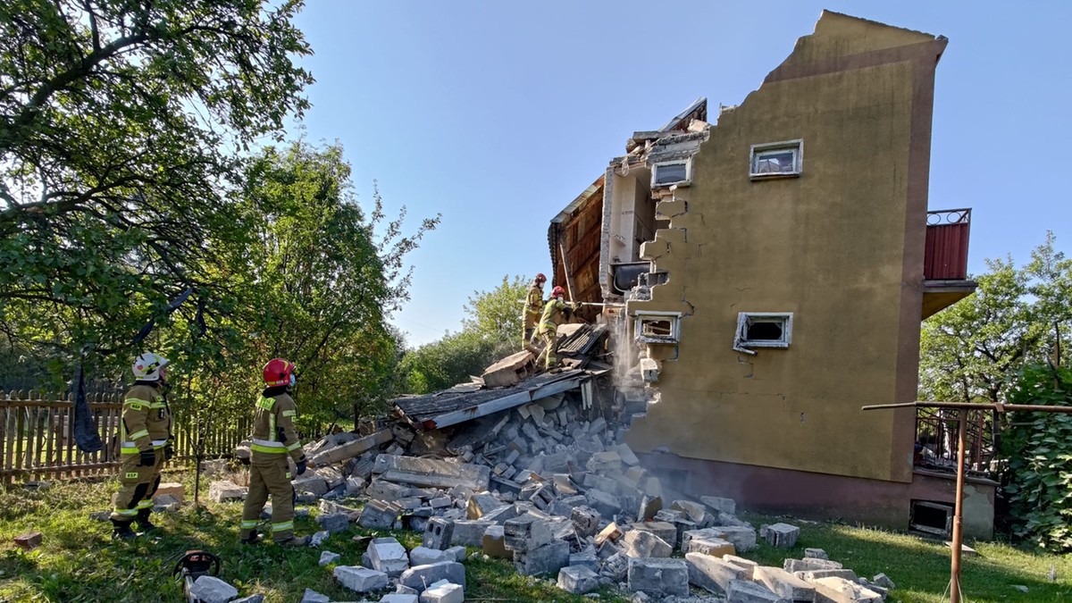Wybuch gazu w Rogowie. Połowa budynku legła w gruzach