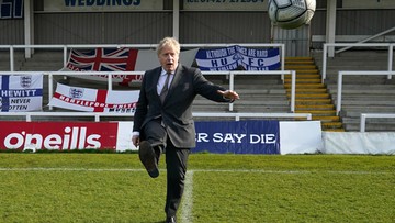 Premier Boris Johnson prosi UEFA o przeniesienie finału LM do Anglii