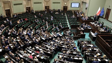 Sejm odrzucił poprawki Senatu do ustawy ws. trzynastych emerytur i rent