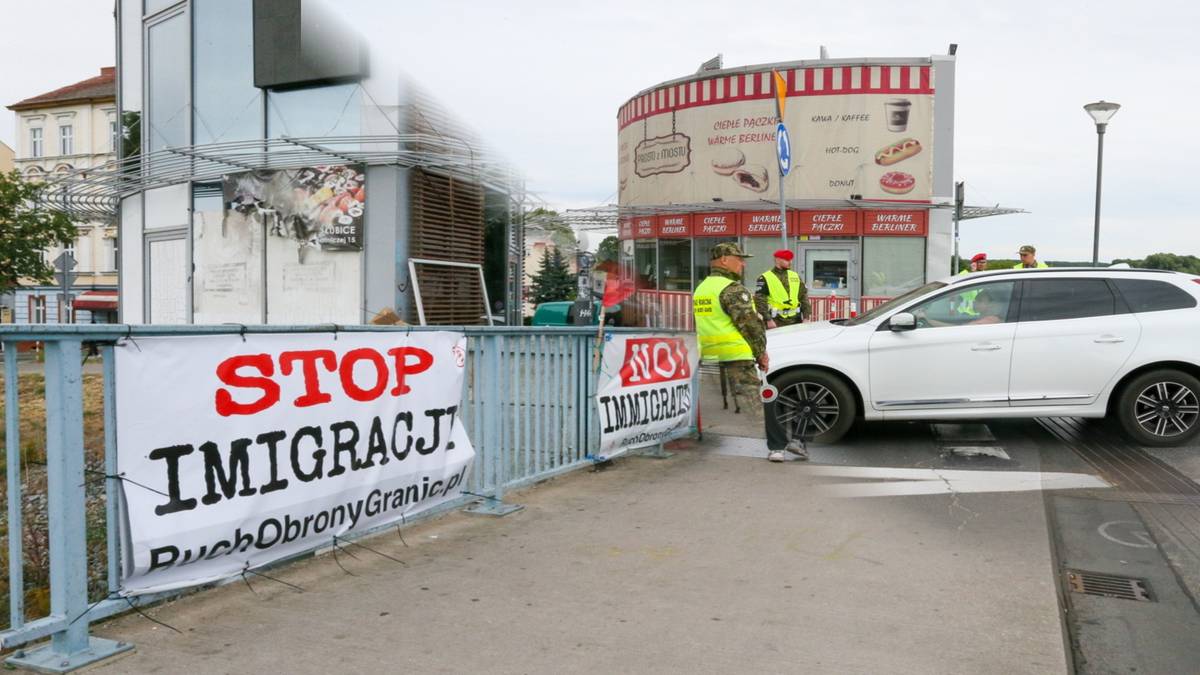"Kto chce, prześlizgnie się lasem obok". Światowe media krytyczne wobec kontroli na granicy