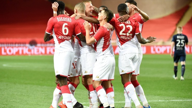 AS Monaco i piłkarki Olympique Lyon będą trenować w Polsce