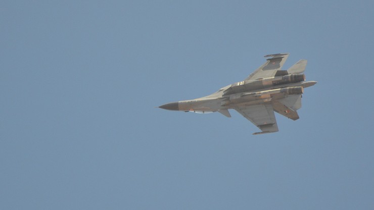 Pentagon: rosyjski myśliwiec "niebezpiecznie" przechwycił samolot USA