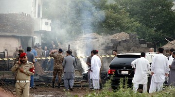Samolot wojskowy spadł w Pakistanie. Zginęło co najmniej 17 osób