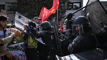 Płoną szkoły, uczniowie walczą z policją. Francja pogrążona w chaosie