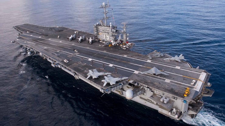 USA. Pentagon zatrzymuje na Morzu Śródziemnym lotniskowiec USS Harry S. Truman