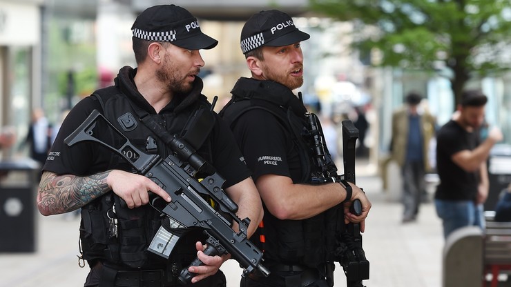 Wielka Brytania: przeszukania w Wigan w związku z zamachem w Manchesterze