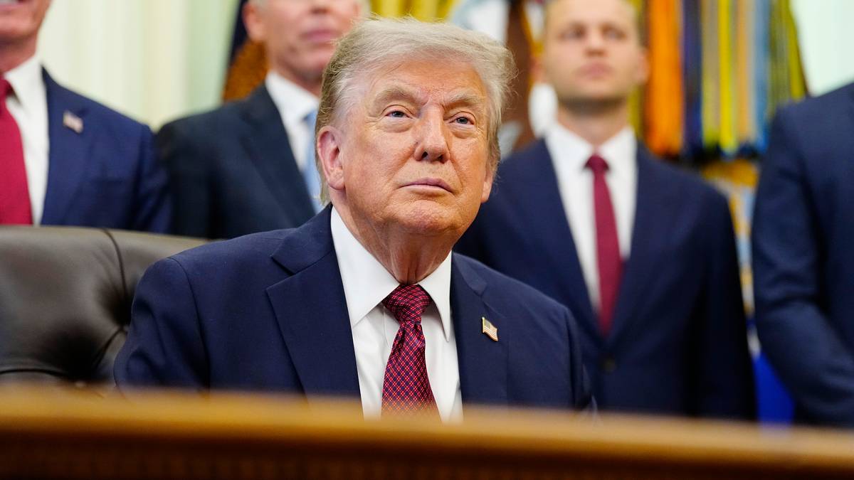 Trump grozi po irańskich atakach na bazy USA. "Skopiemy im tyłki"