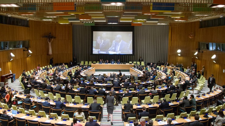 Państwa ONZ poparły zgłoszoną przez Polskę rezolucję ws. broni chemicznej