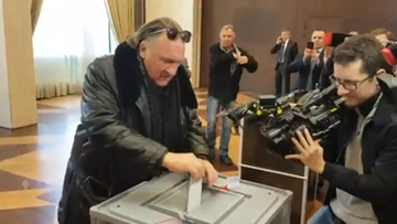 Depardieu oddał głos w wyborach na prezydenta Rosji. "Kieruję się patriotyzmem i miłością do Rosji"