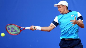 ATP w Monte Carlo: Znakomity powrót Majchrzaka. Polak w finale kwalifikacji
