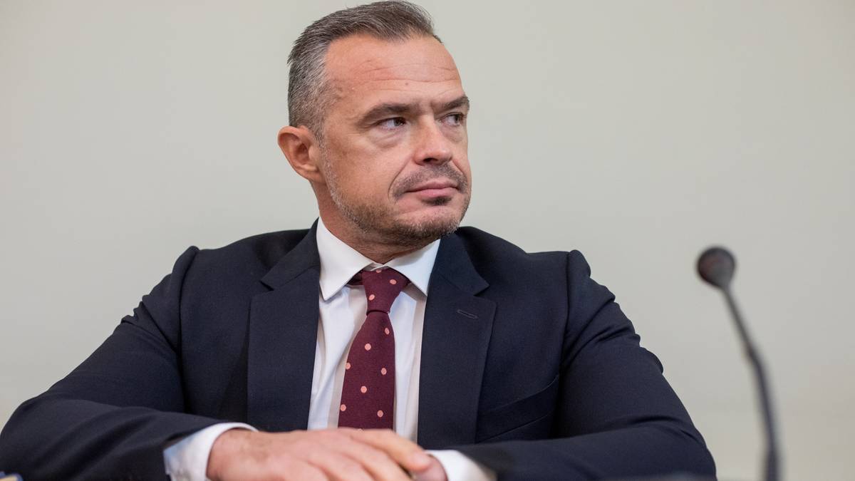 "Gorzka satysfakcja". Decyzja sądu w sprawie Sławomira Nowaka