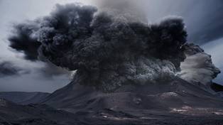 02.08.2024 15:00 Największe erupcje wulkaniczne w historii – kataklizmy, które zmieniły świat