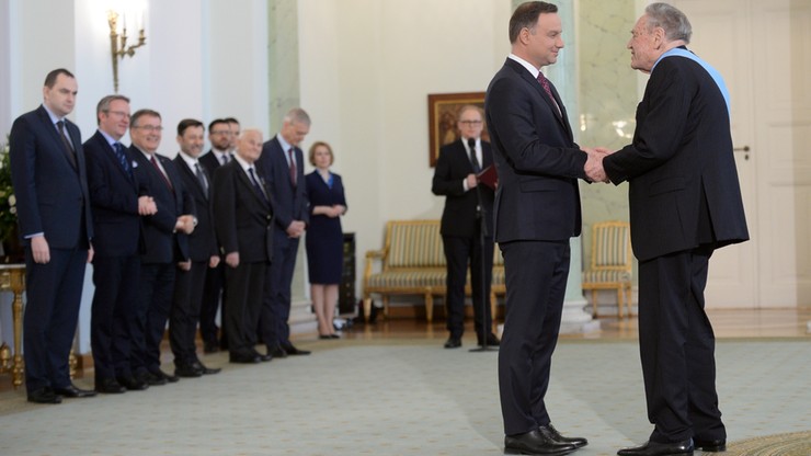 Prezydent wręczył Order Orła Białego prof. Ryszardowi Jerzemu Gryglewskiemu
