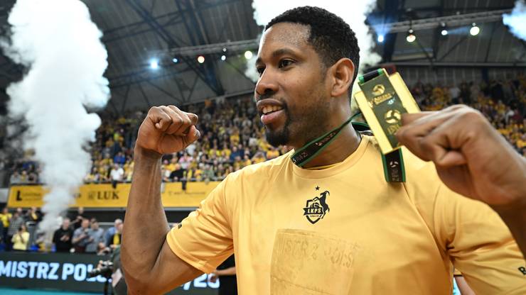 Giganci na parkiecie! Najlepsi siatkarze polskiej ligi ostatnich 50 lat. Czy pamiętasz wszystkich?