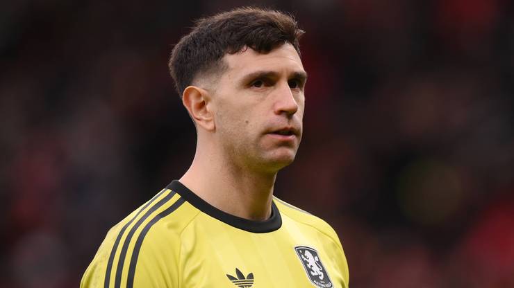 6. Emiliano Martinez (Aston Villa, Argentyna)