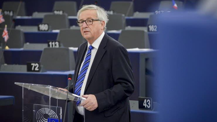 Media: Juncker blokował prace UE na rzecz ograniczenia ucieczek firm do rajów podatkowych
