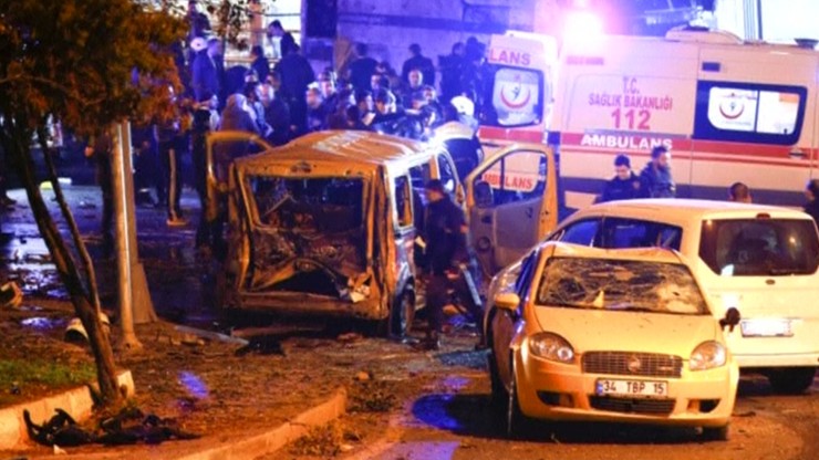 Dwie eksplozje przy stadionie w Stambule. Są ofiary