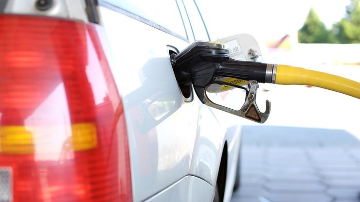 Złe wiadomości dla kierowców. Ceny paliw na stacjach benzynowych wzrosną