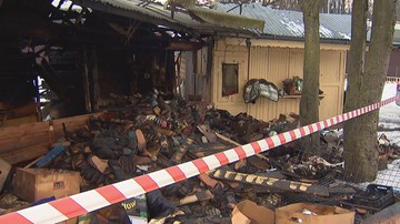 Zakopane: spłonęły drewniane stragany przy dolnej stacji kolejki na Gubałówkę