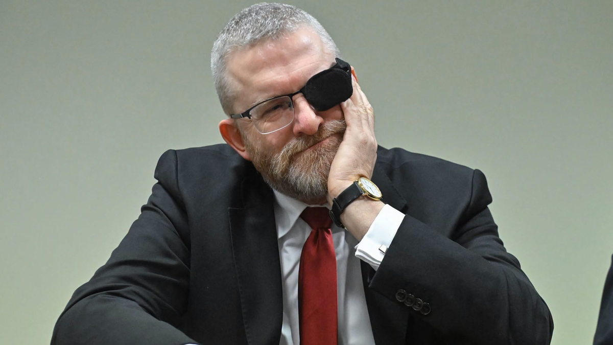Гжегож Браун с обвинениями. Речь идёт о m.in событиях в больнице Олесницу