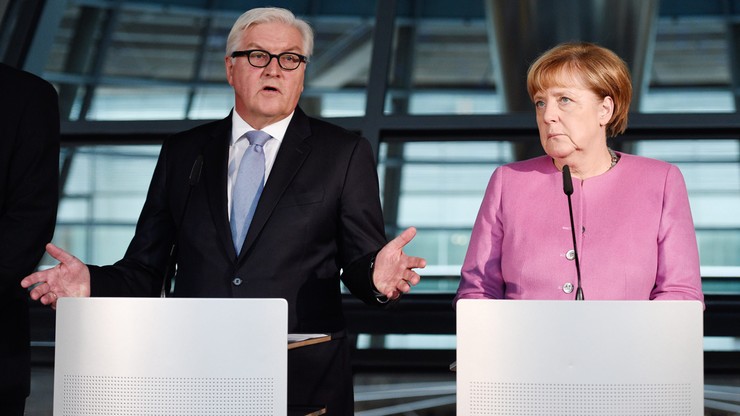 Merkel przedstawiła Steinmeiera jako kandydata na prezydenta