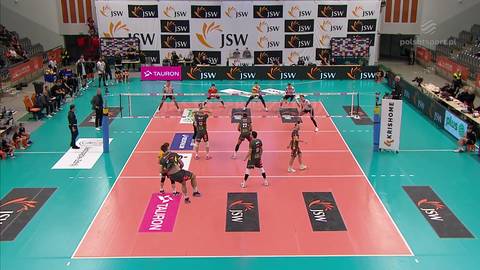 Mecz siatk&oacute;wki pomiędzy JSW Jastrzębski Węgiel a Energą Trefl Gdańsk, widok z g&oacute;ry.