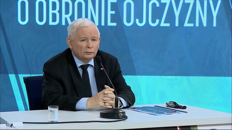 Nueva ley para proteger la patria.  Conferencia de Jarosław Kaczyński y Mariusz Błaszczak