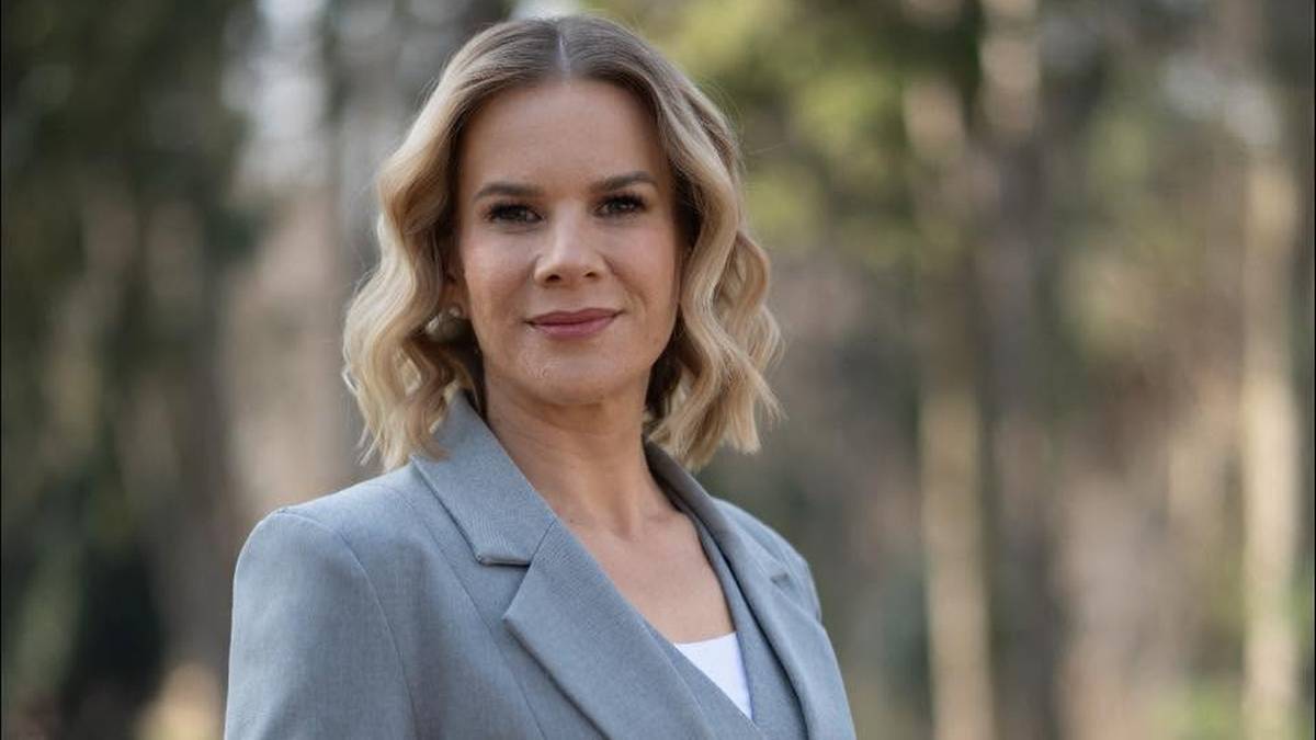 An appeal to Marta Nawrocka before Karol Nawrocki's decision. "Like a parent to a mother"