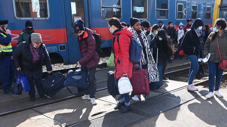 Afrykańscy uchodźcy z Ukrainy trafiają do zamkniętego ośrodka. "Spiegel": uchodźcy drugiej kategorii