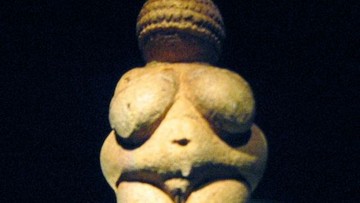 Figurka sprzed 30 tys. lat uznana za pornografię. Facebook ocenzurował Wenus z Willendorfu