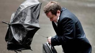 21.01.2024 06:00 Wichura Iris w tych regionach kraju przyniesie porywy wiatru powyżej 100 km/h. Będą zniszczenia