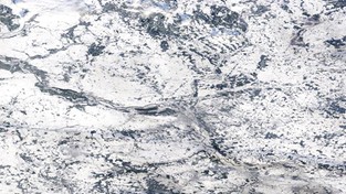 26.12.2021 05:59 „Jest jak wielka śnieżynka”. Satelita uwiecznił Polskę pod śniegiem. Zdjęcia robią wrażenie