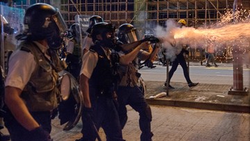 USA głęboko zaniepokojone ruchami sił paramilitarnych pod Hongkongiem, informuje Departament Stanu