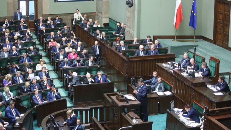 Niemcy negatywnie oceniają wiarygodność polskiego rządu jako partnera w UE