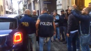 Ofiary napaści w Rimini są w drodze do Polski. Dwaj zatrzymani nieletni zaprzeczają, by uczestniczyli w gwałcie