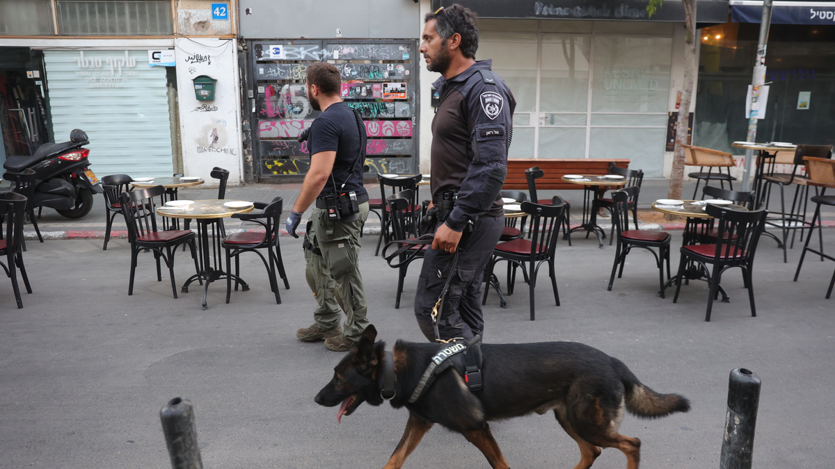 Izrael: Atak terrorystyczny w Tel Awiwie. Napastnik strzelił z karabinu do strażnika miejskiego