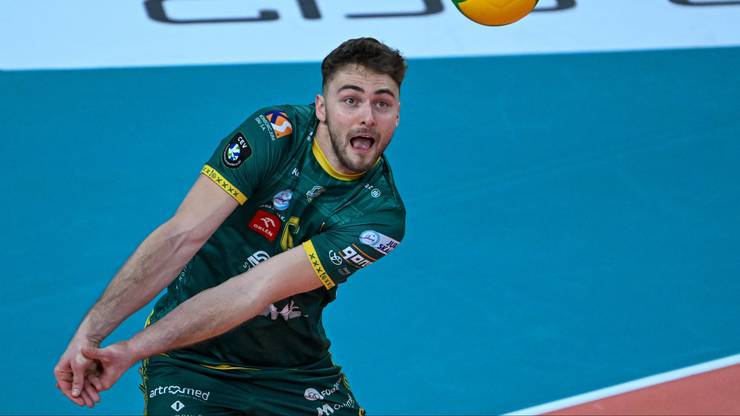 Przyjmujący - Jakub Czerwiński