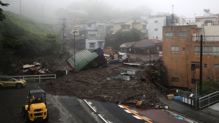 Domy zmiecione z powierzchni ziemi. Lawina błotna w Japonii