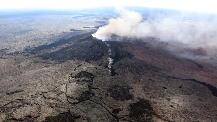 Seria wstrząsów tektonicznych po erupcji wulkanu na Hawajach