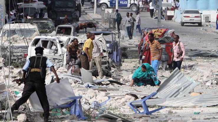 Samobójczy zamach na hotel w Mogadiszu. Nie żyje 13 osób