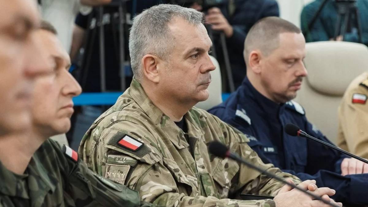 Akty dywersji na polskiej kolei. Szef Sztabu Generalnego: To nie jest wojna