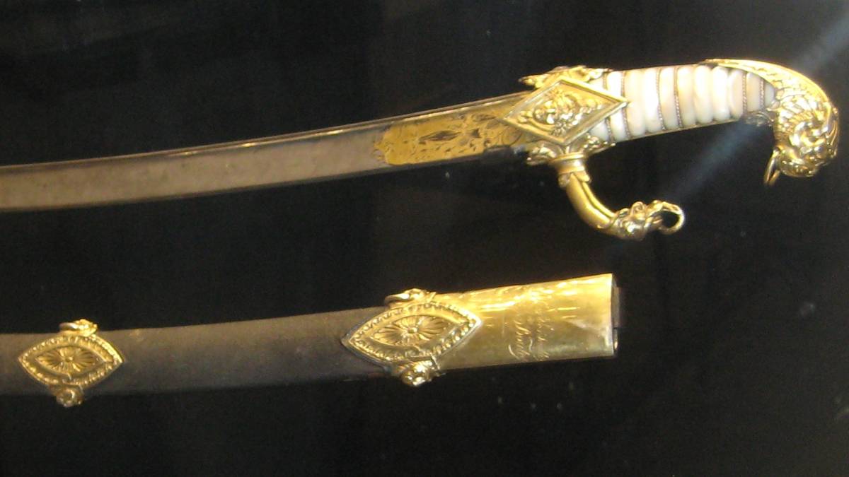 Rekordowa cena za szablę Napoleona. "Arcydzieło o ładunku historycznym"